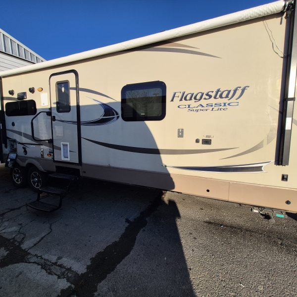 2018 Flagstaff 831RESS