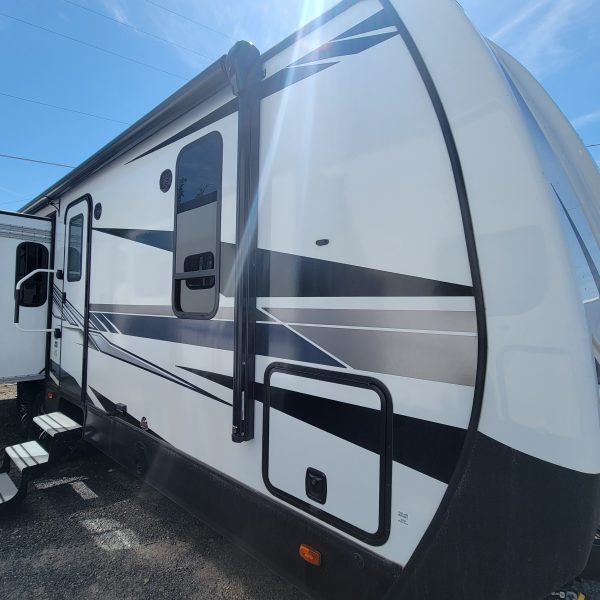 2025 Blackstone 24KRS
