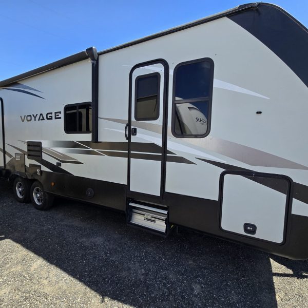 2021 Winnebago Voyage 3033BH