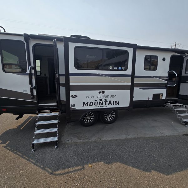 2027 Blackstone 260KVS